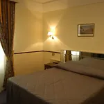 غاردا فندق 3*
