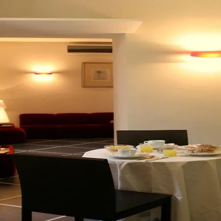 Garda Hotel 3*