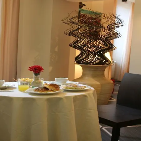 Hotel Garda Roma