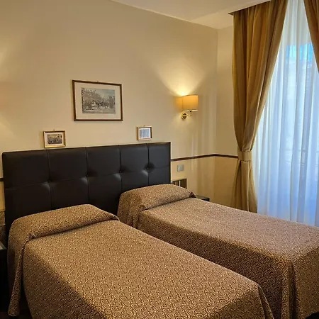 Ξενοδοχείο Garda 3*