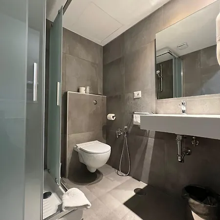 Hotel Garda 3*